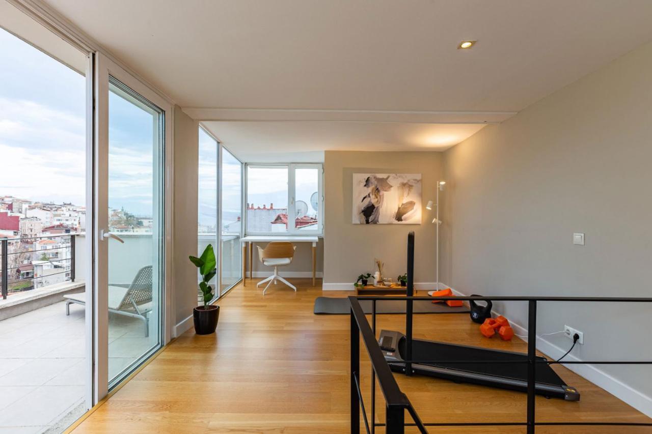 Mesmerizing Flat With Bosphorus View In Beyoglu Apartment Istanbul Exterior photo