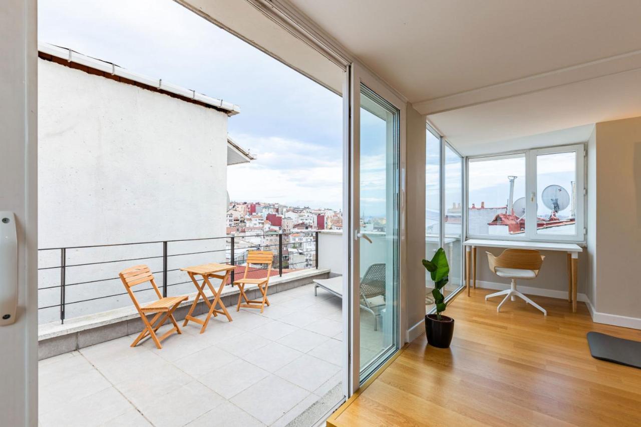 Mesmerizing Flat With Bosphorus View In Beyoglu Apartment Istanbul Exterior photo